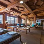 Pierre & Premium Les Hauts Bois Aparthotel 4*