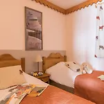 Aparthotel Pierre & Premium Les Hauts Bois 4*