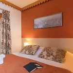 Pierre & Premium Les Hauts Bois Aparthotel 4*
