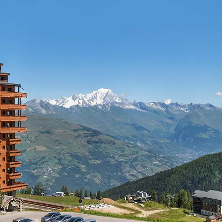 Апарт-отель Pierre & Premium Les Hauts Bois 4*