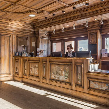 Pierre & Premium Les Hauts Bois 4* Ла-Плань
