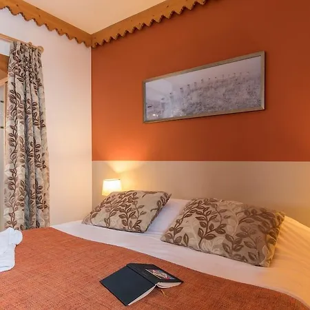 Résidence Pierre&vacances Premium Les Hauts Bois Apartahotel 4*