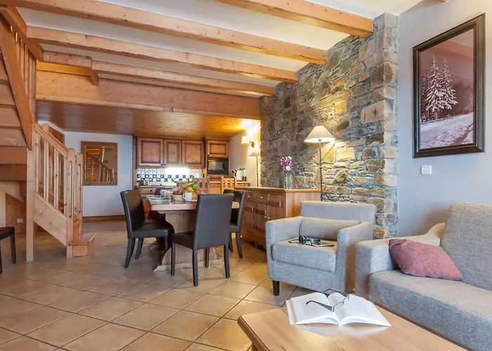 Aparthotel Résidence Pierre&vacances Premium Les Hauts Bois 4*